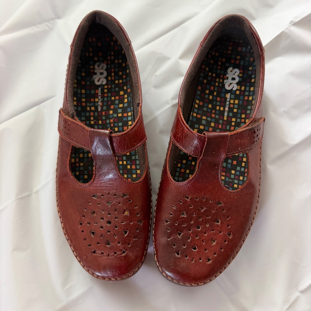 SAS Women Willow Loafers Flat‎ MINT 9 M Brown Leather Perforated Comfort USA